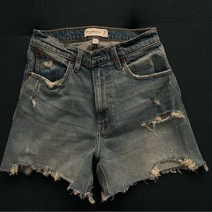 abercrombie and fitch size 4/27 high rise 4” shorts curve love